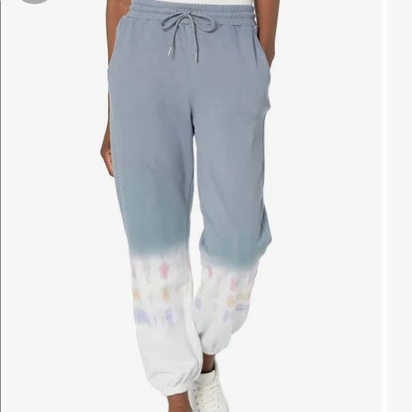 Blank NYC Pants - Blank NYC Tie dye Sweatpants size Med NWT